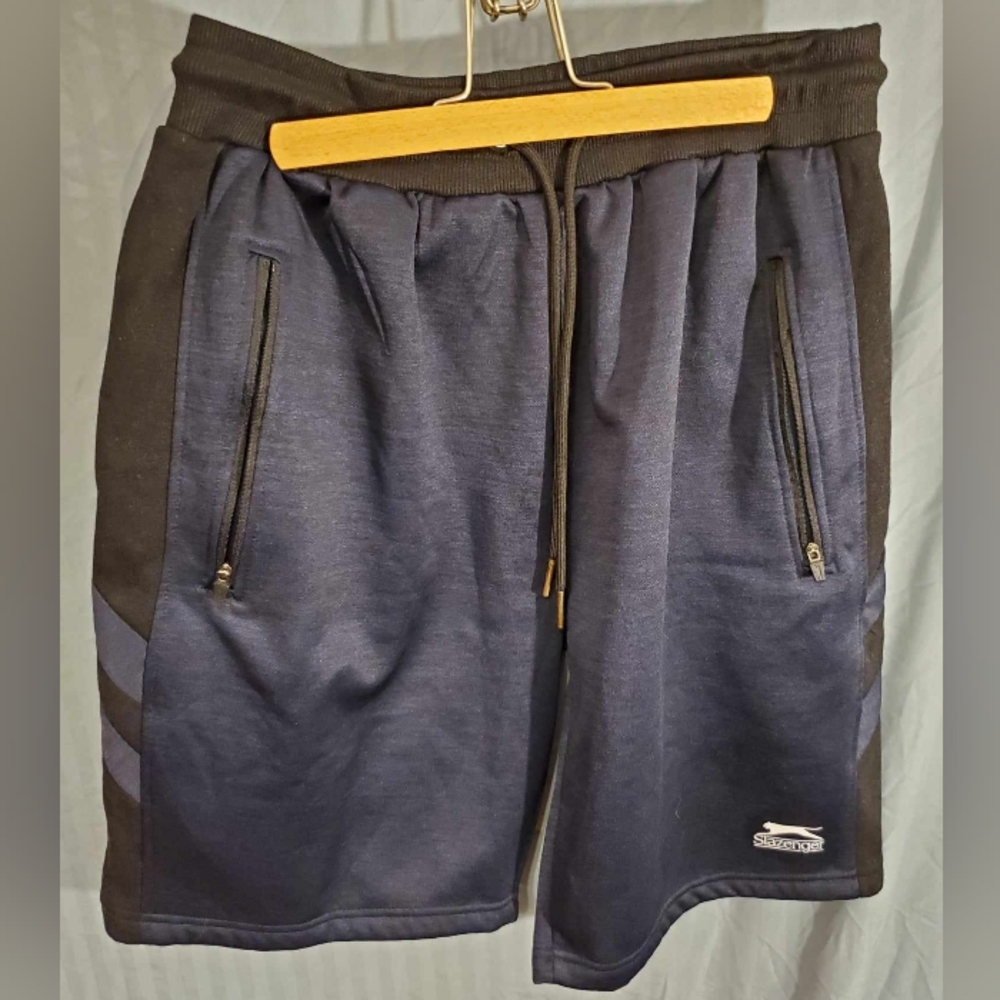 Slazenger Fleece Shorts in Large